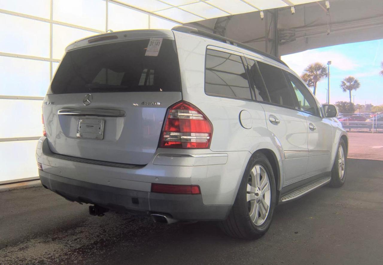Mercedes-Benz GL-Class  2009