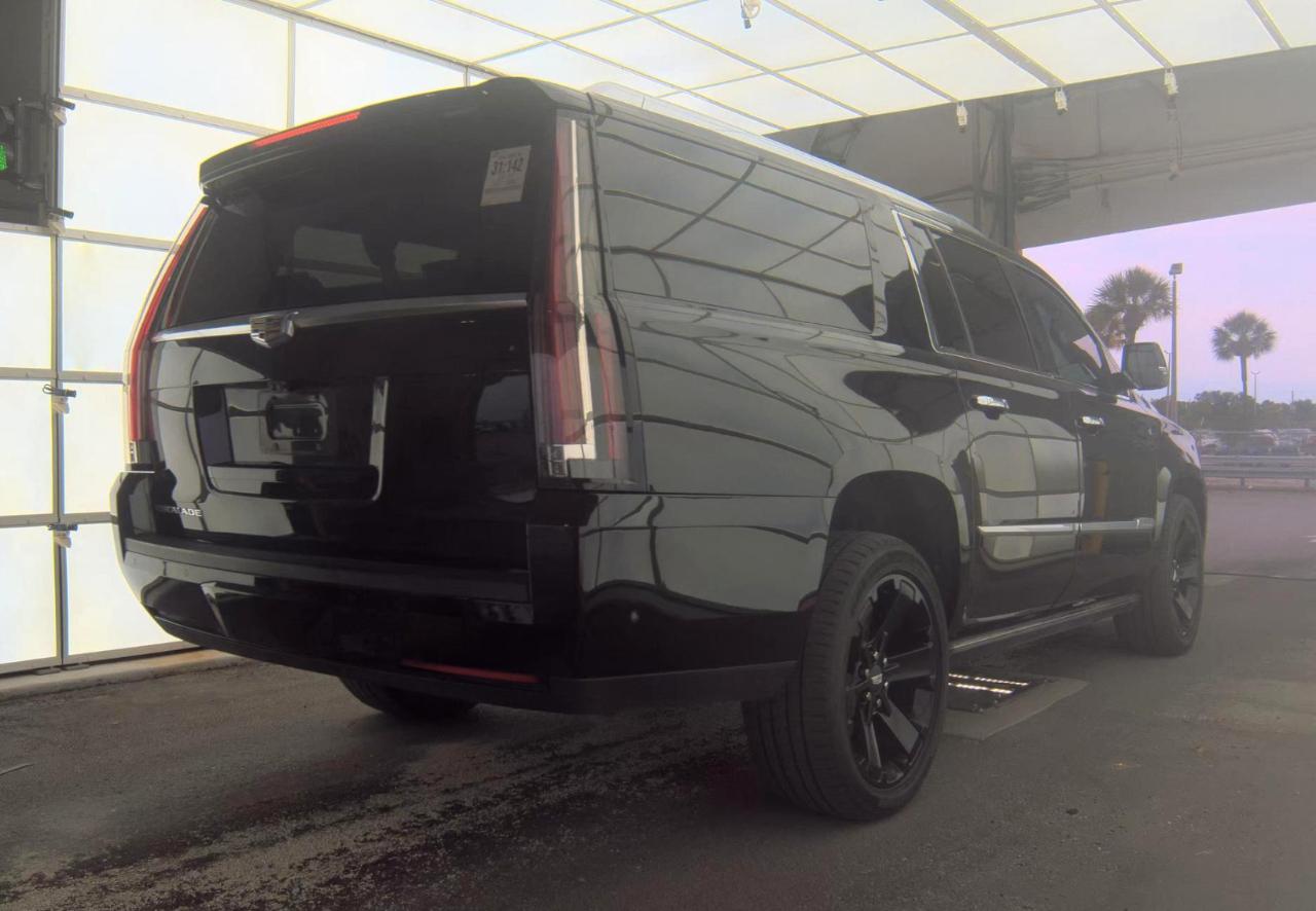 Cadillac Escalade ESV  2017