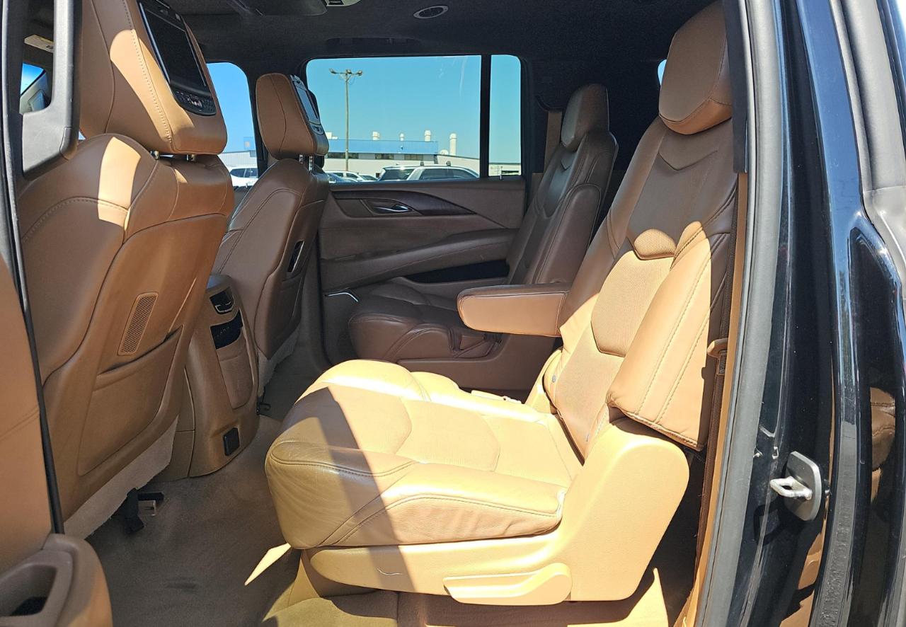 Cadillac Escalade ESV  2017