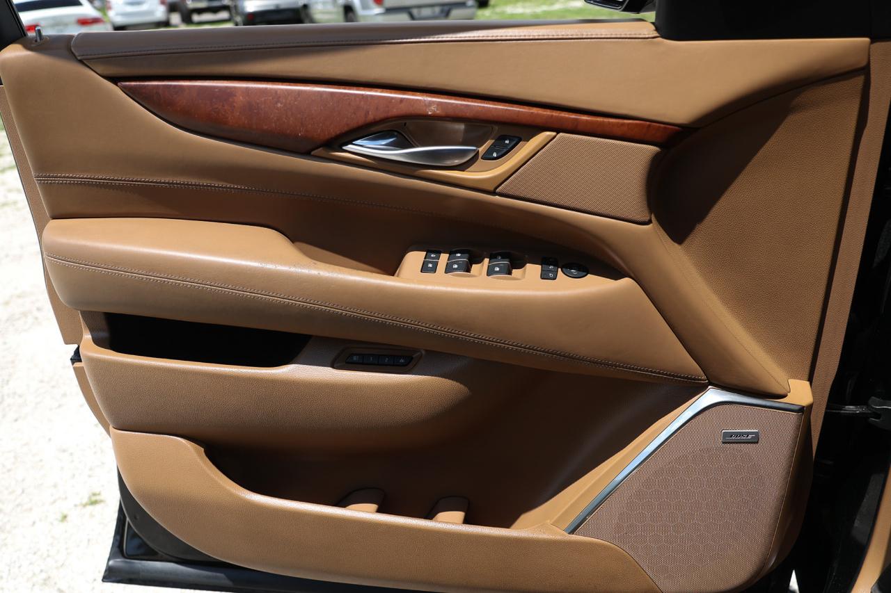 Cadillac Escalade ESV  2017