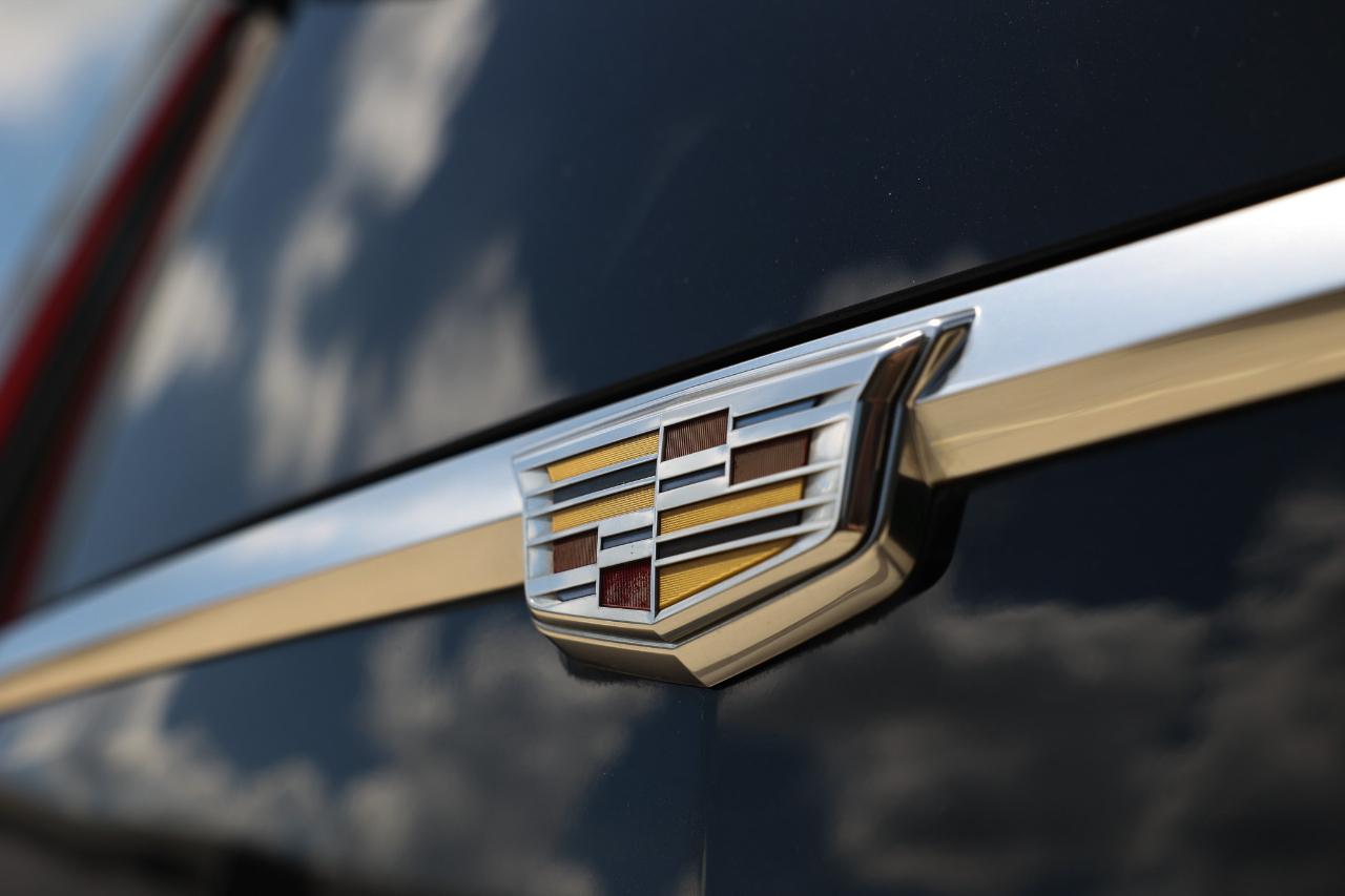 Cadillac Escalade ESV  2017