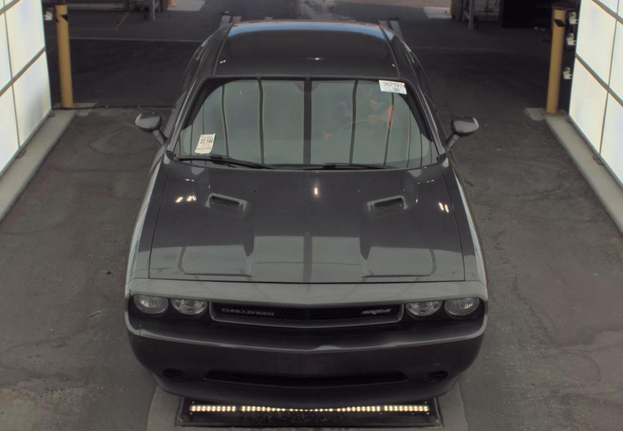 Dodge Challenger  2013