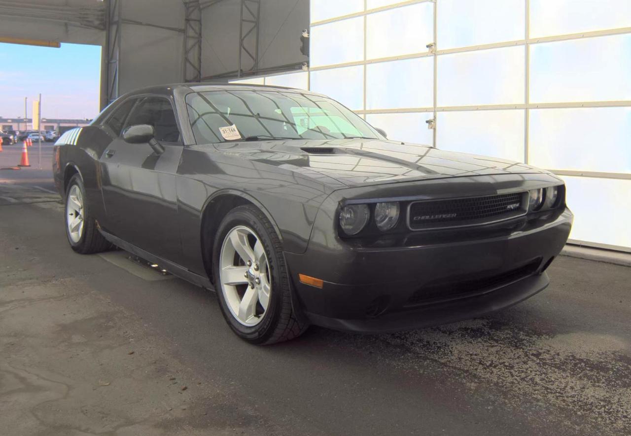 Dodge Challenger  2013