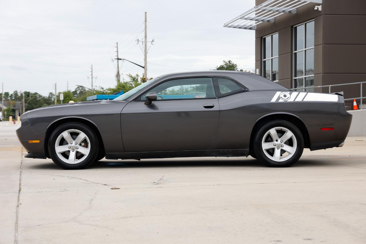 Dodge Challenger  2013