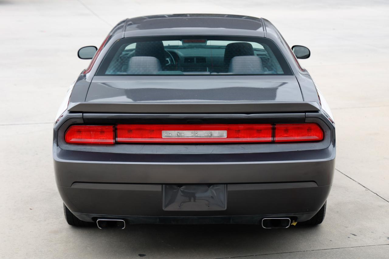 Dodge Challenger  2013