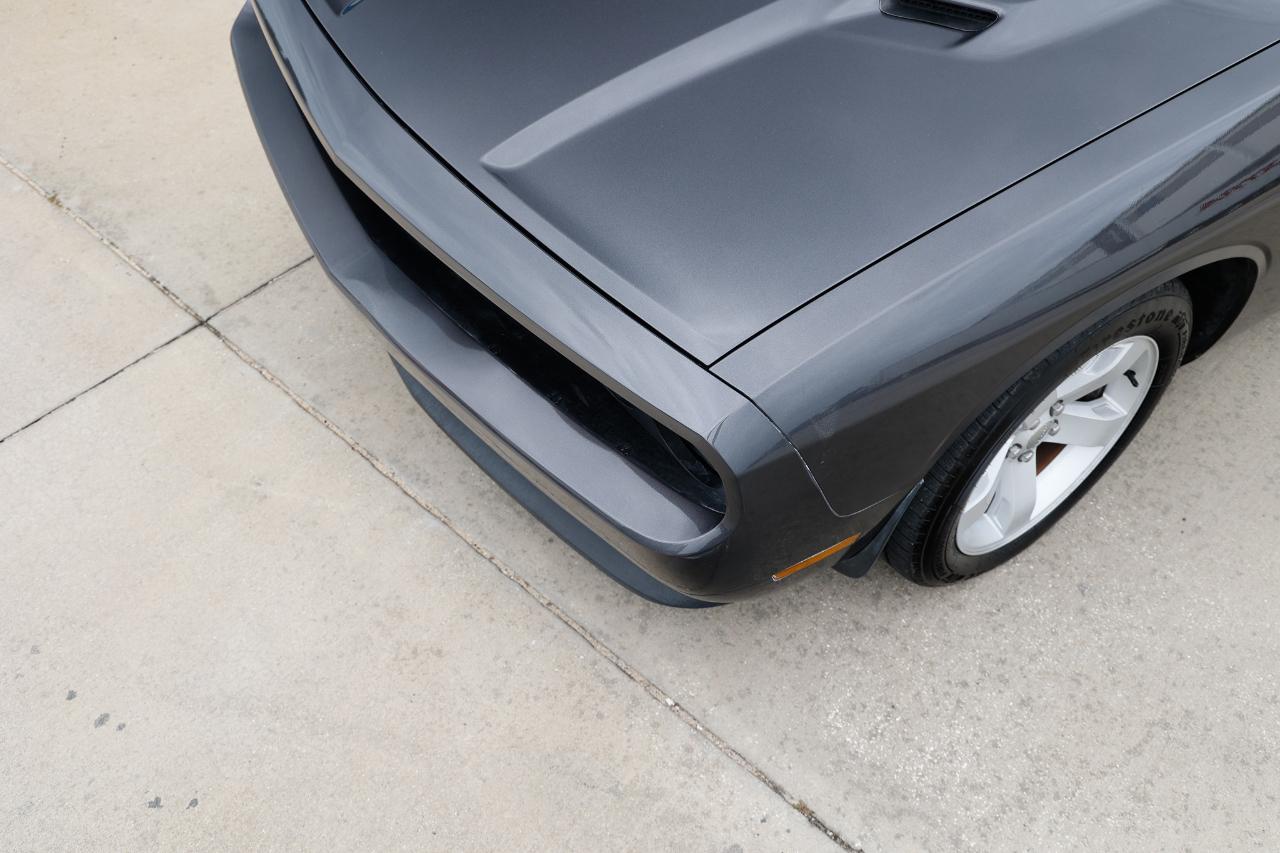 Dodge Challenger  2013