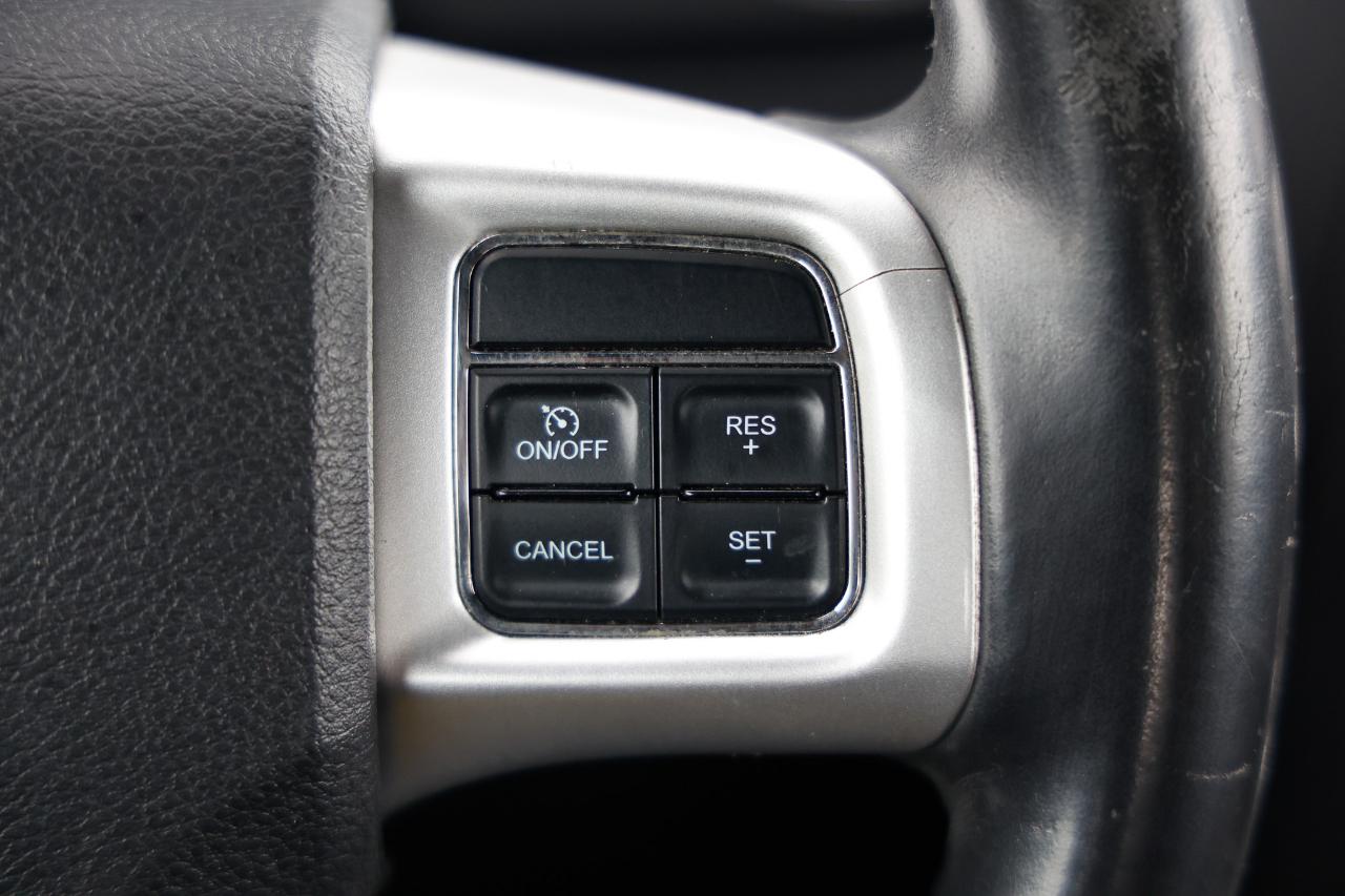 Dodge Challenger  2013