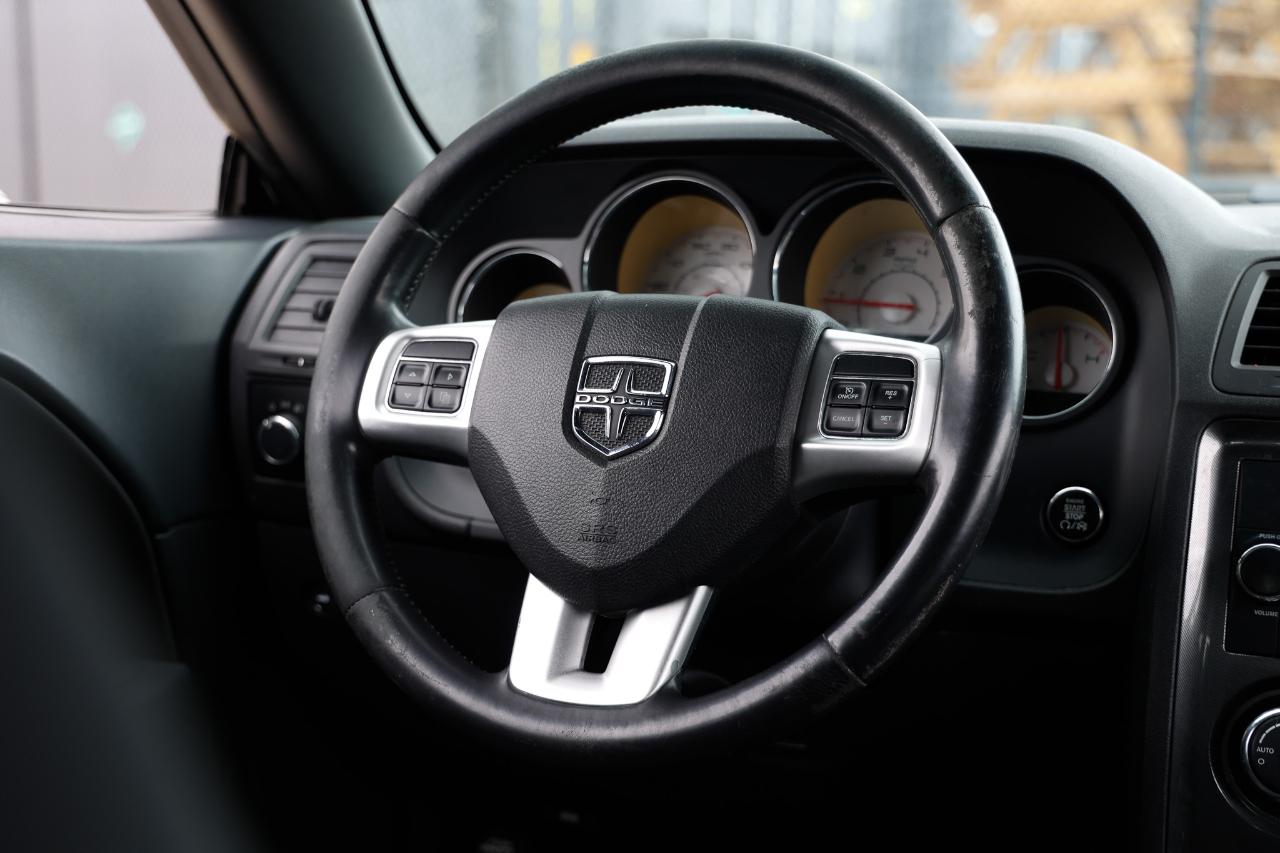 Dodge Challenger  2013