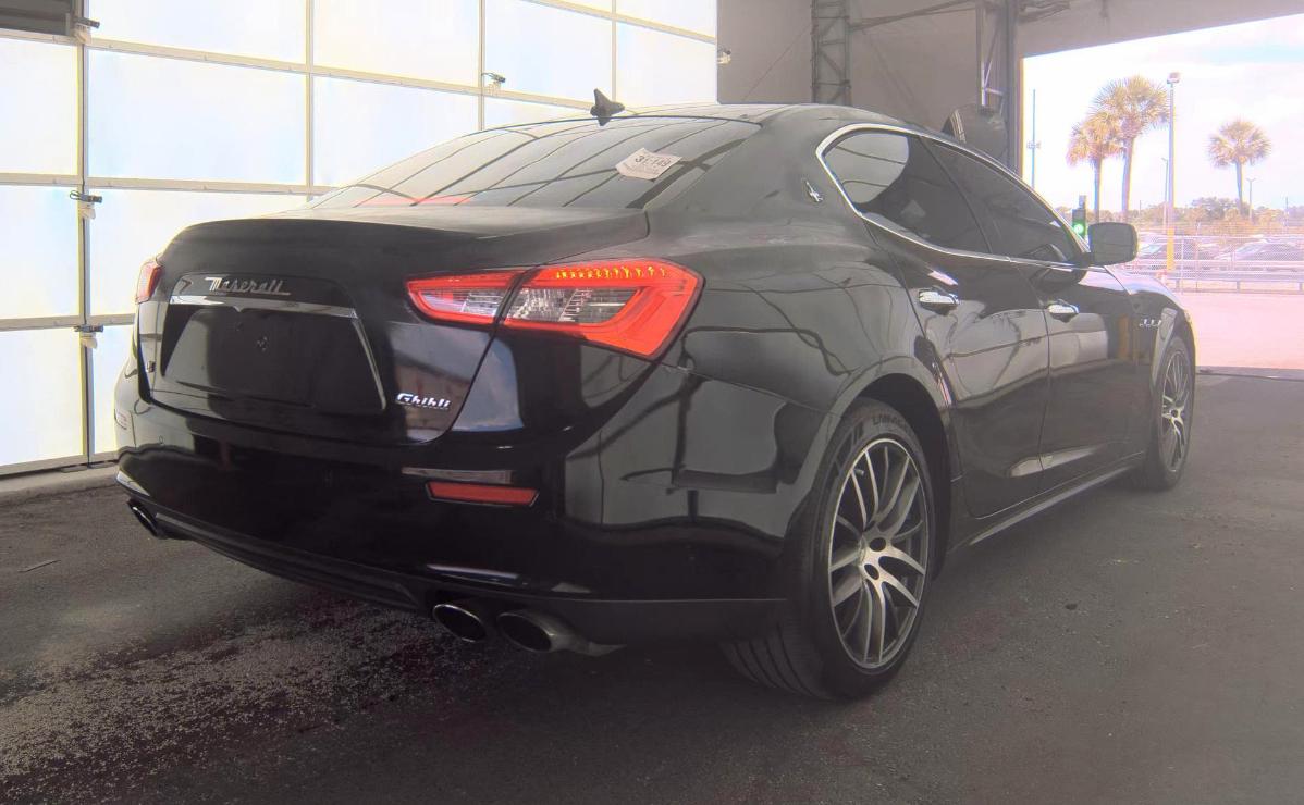 Maserati Ghibli  2014