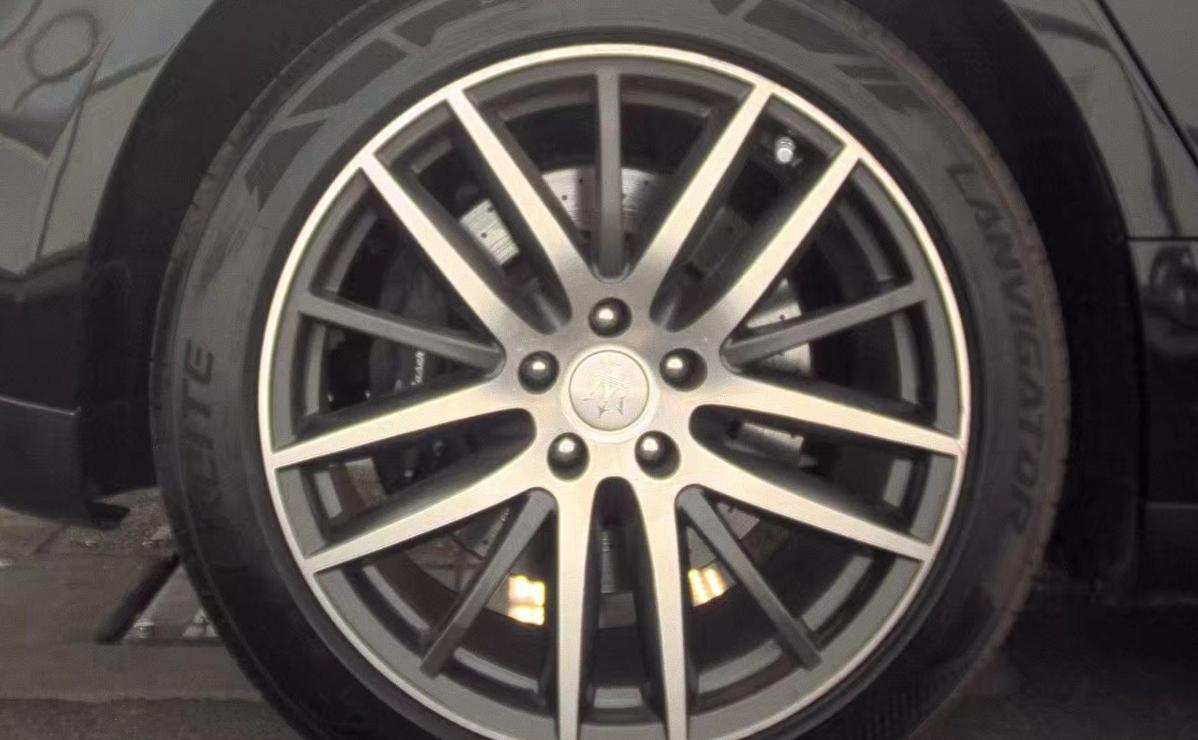 Maserati Ghibli  2014