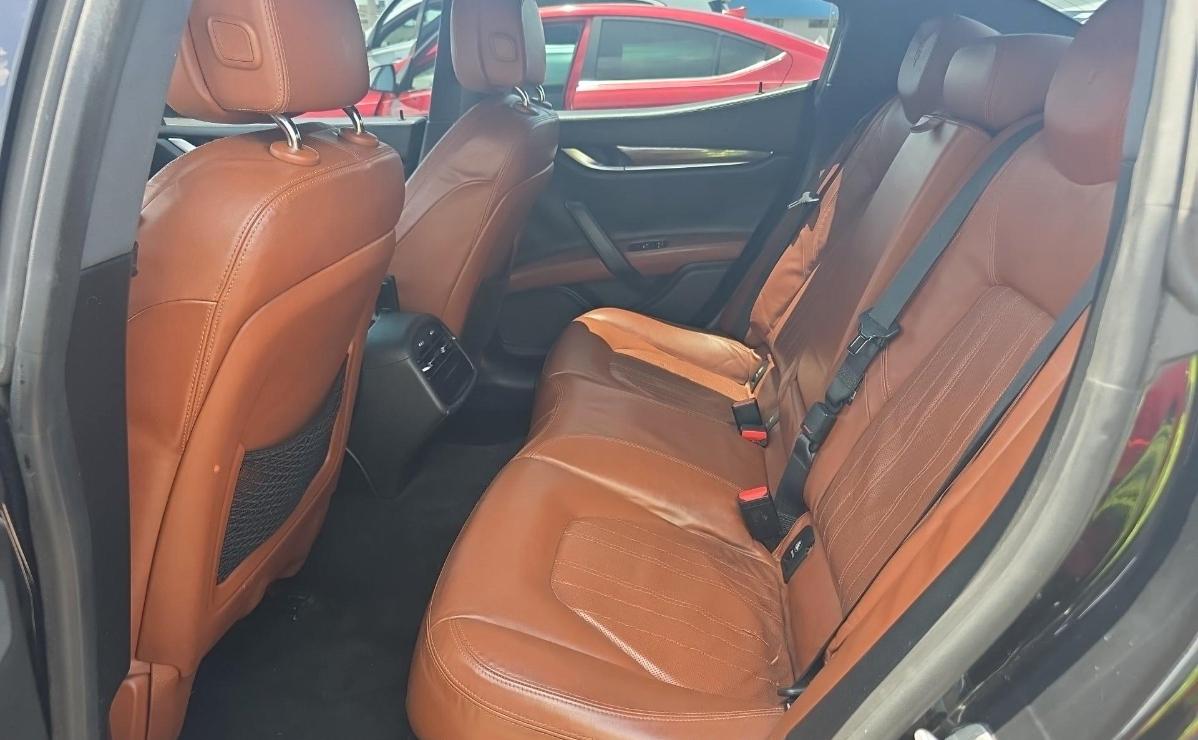 Maserati Ghibli  2014
