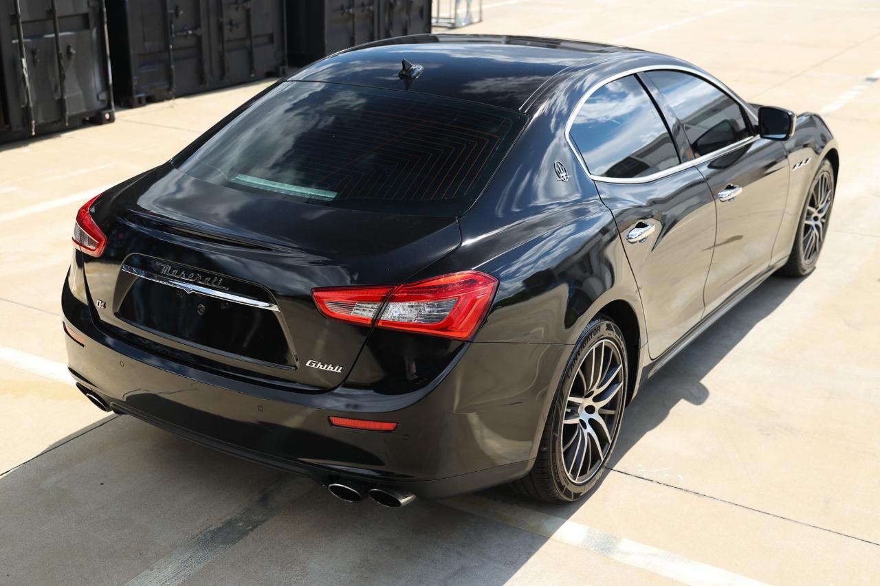 Maserati Ghibli  2014