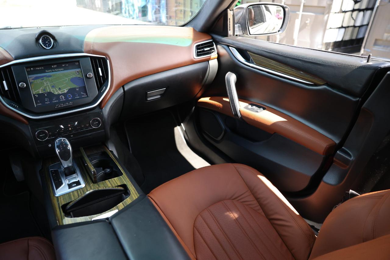 Maserati Ghibli  2014