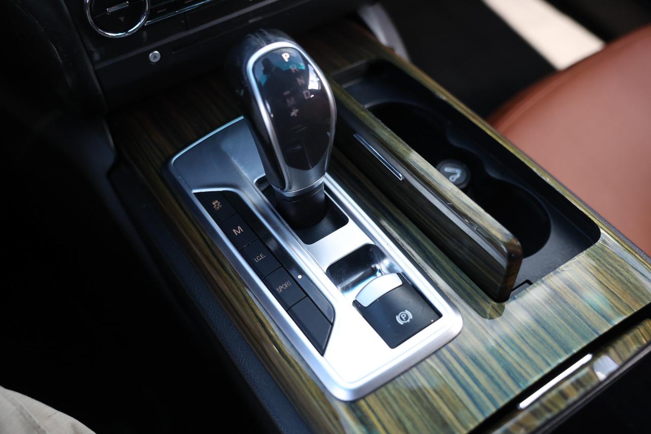 Maserati Ghibli  2014
