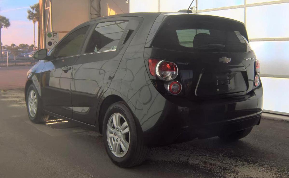 Chevrolet Sonic  2015