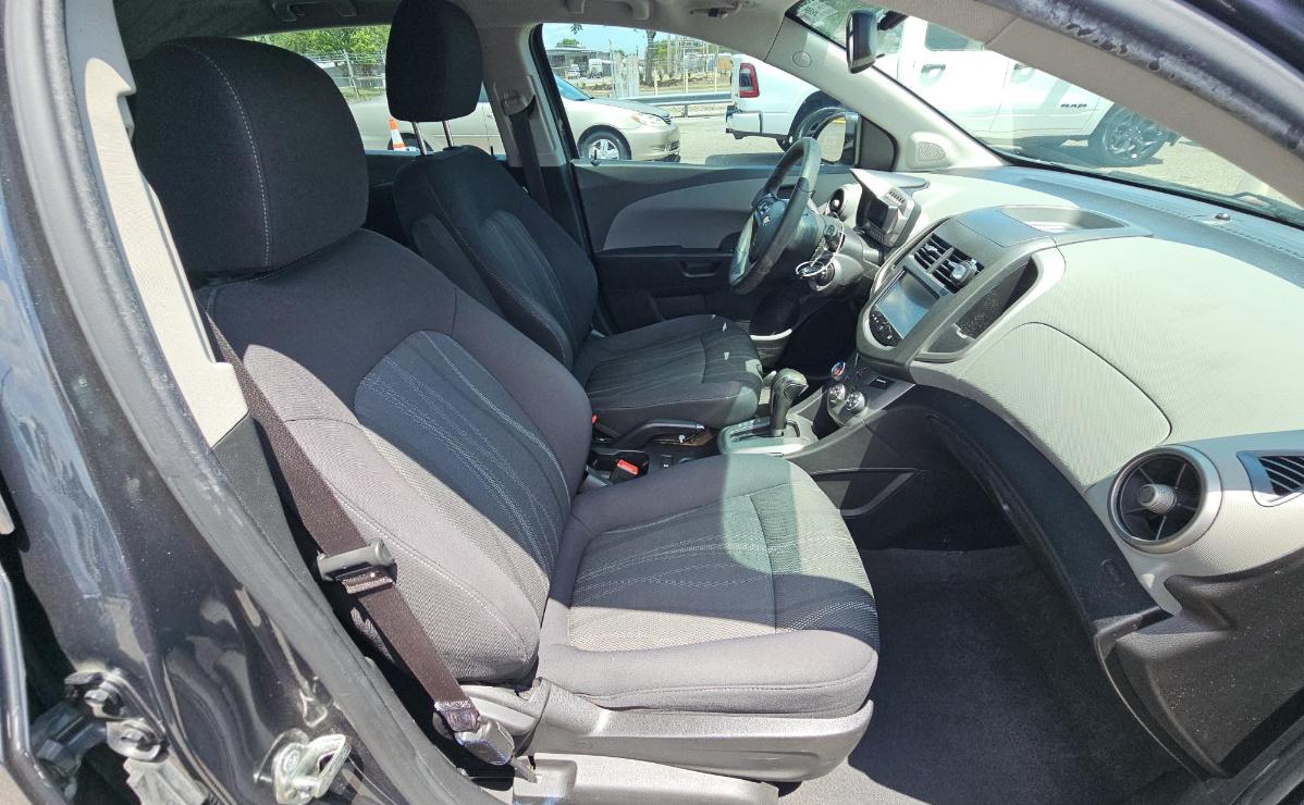 Chevrolet Sonic  2015