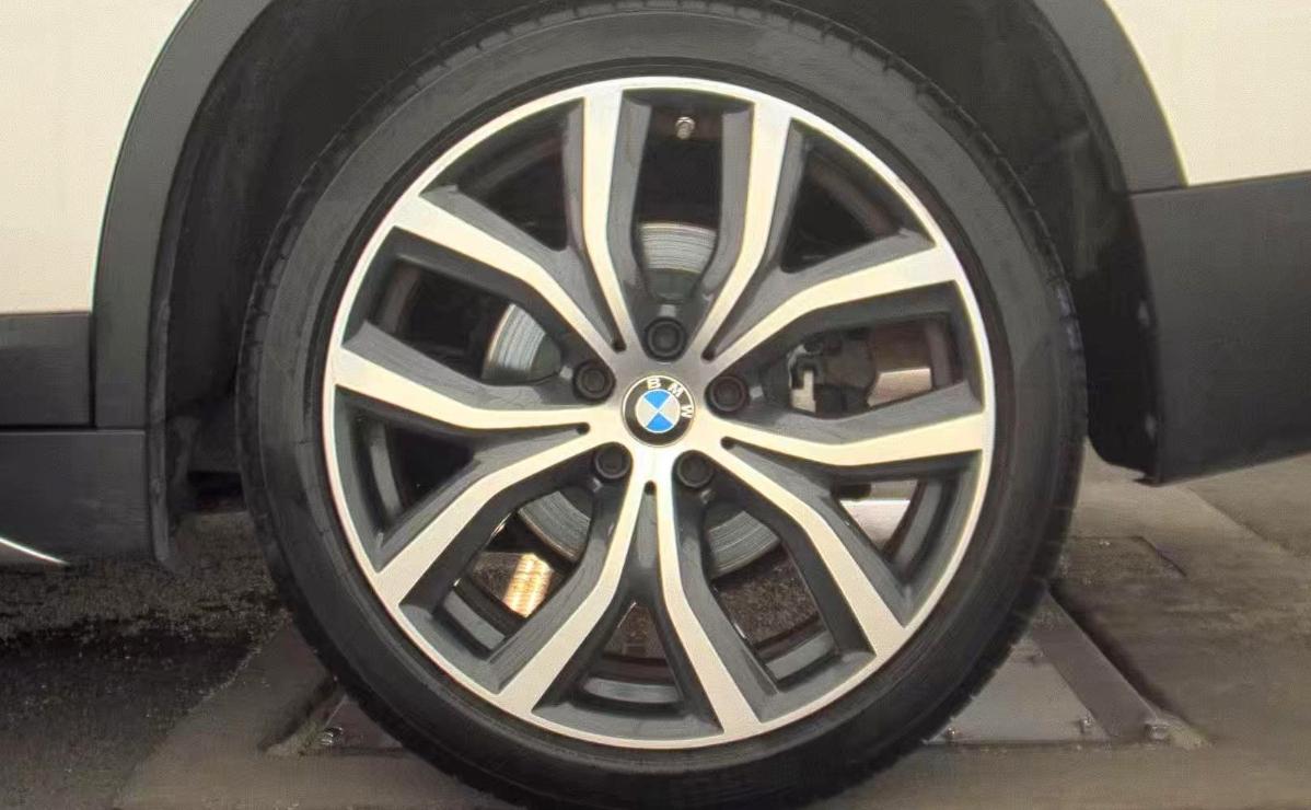 BMW X1  2018