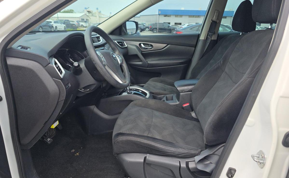 Nissan Rogue  2016