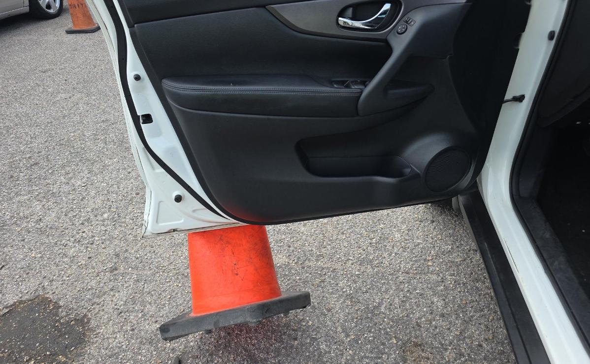 Nissan Rogue  2016