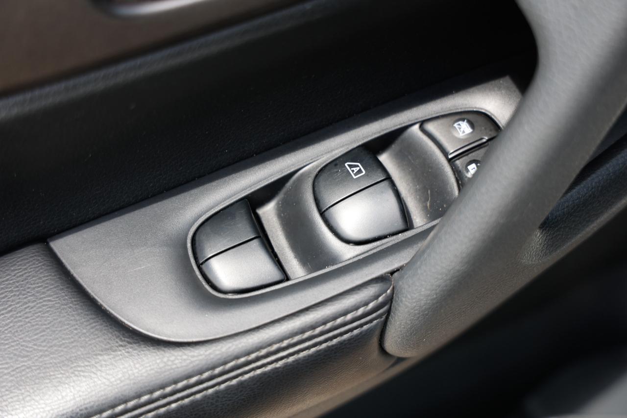 Nissan Rogue  2016