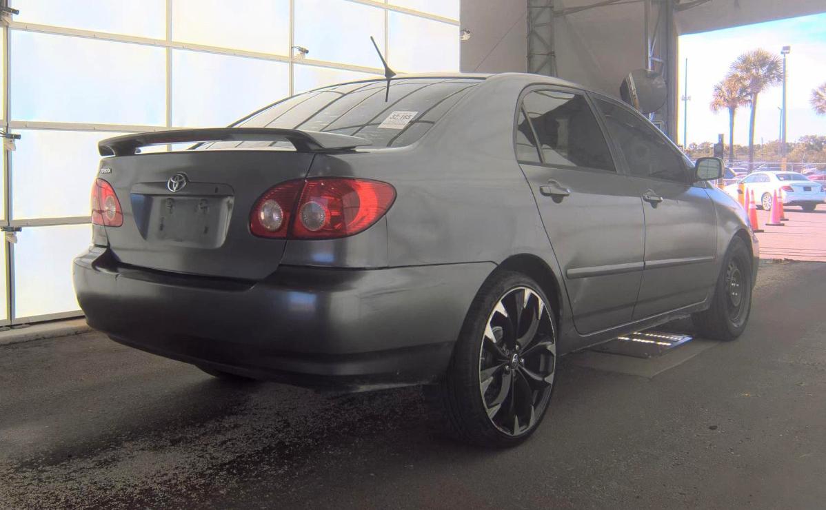 Toyota Corolla  2005