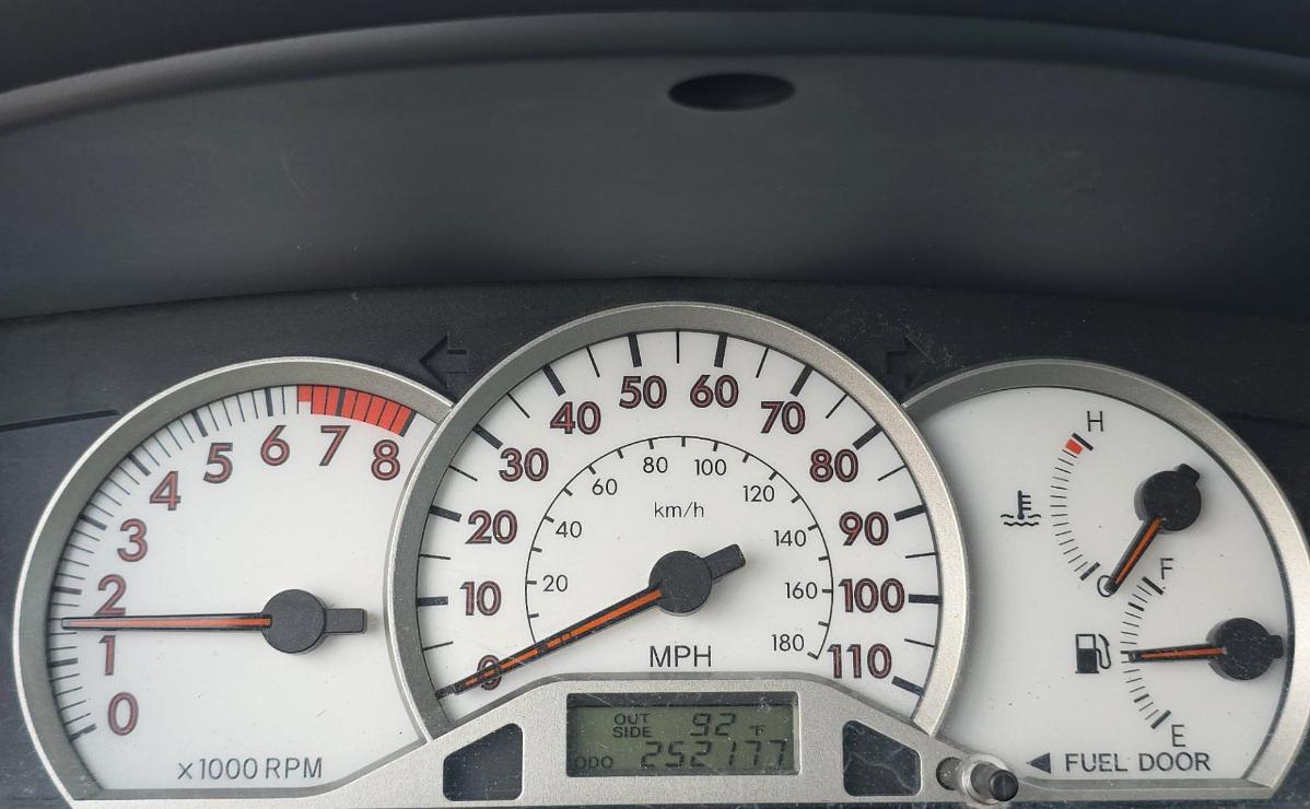 Toyota Corolla  2005
