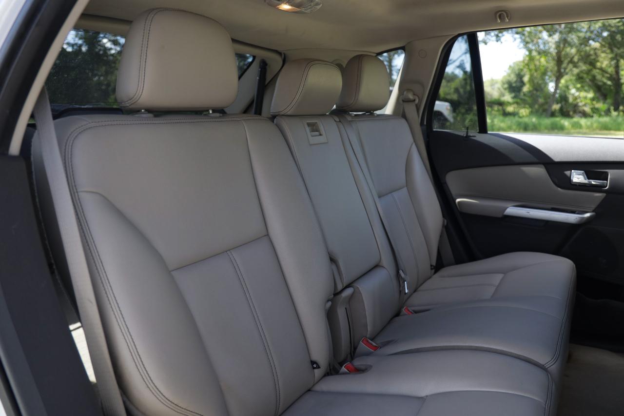 Ford Edge  2011