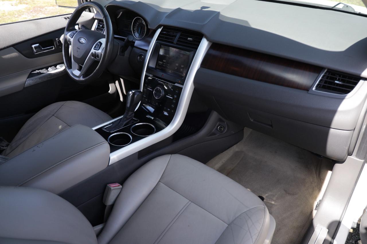Ford Edge  2011