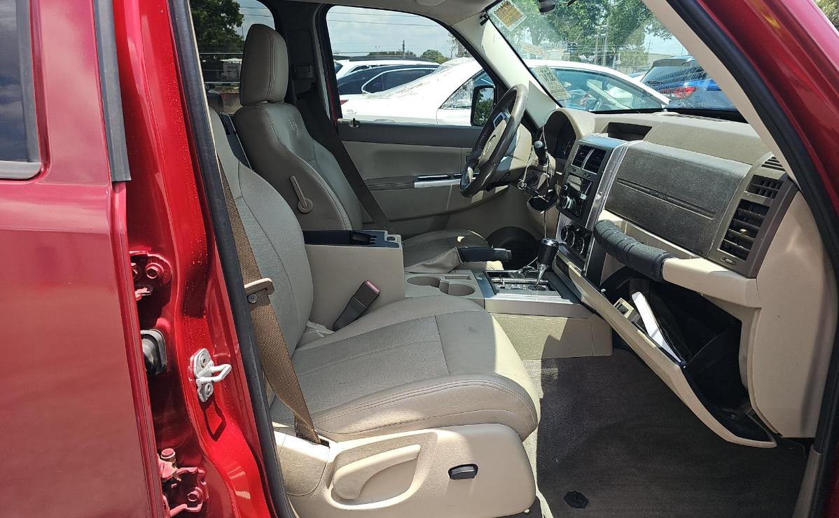 Jeep Liberty  2009
