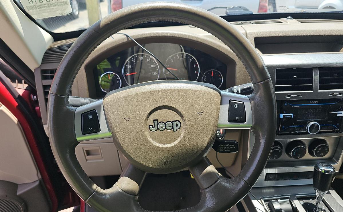 Jeep Liberty  2009