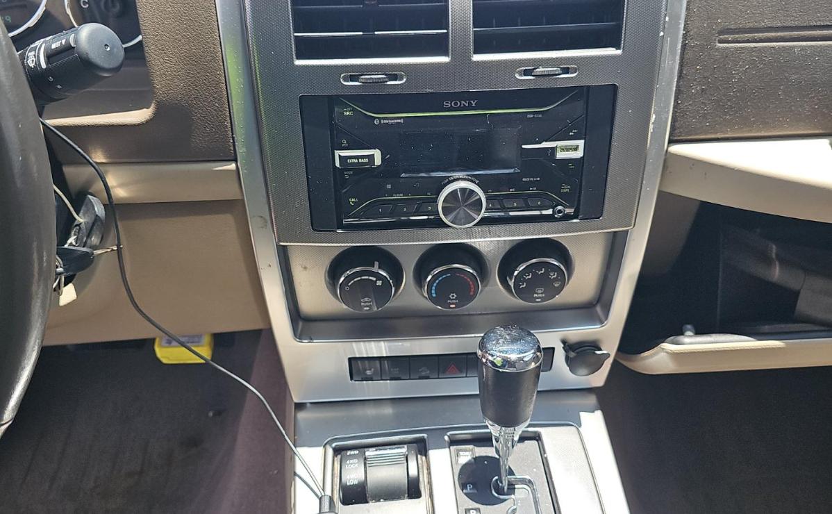 Jeep Liberty  2009