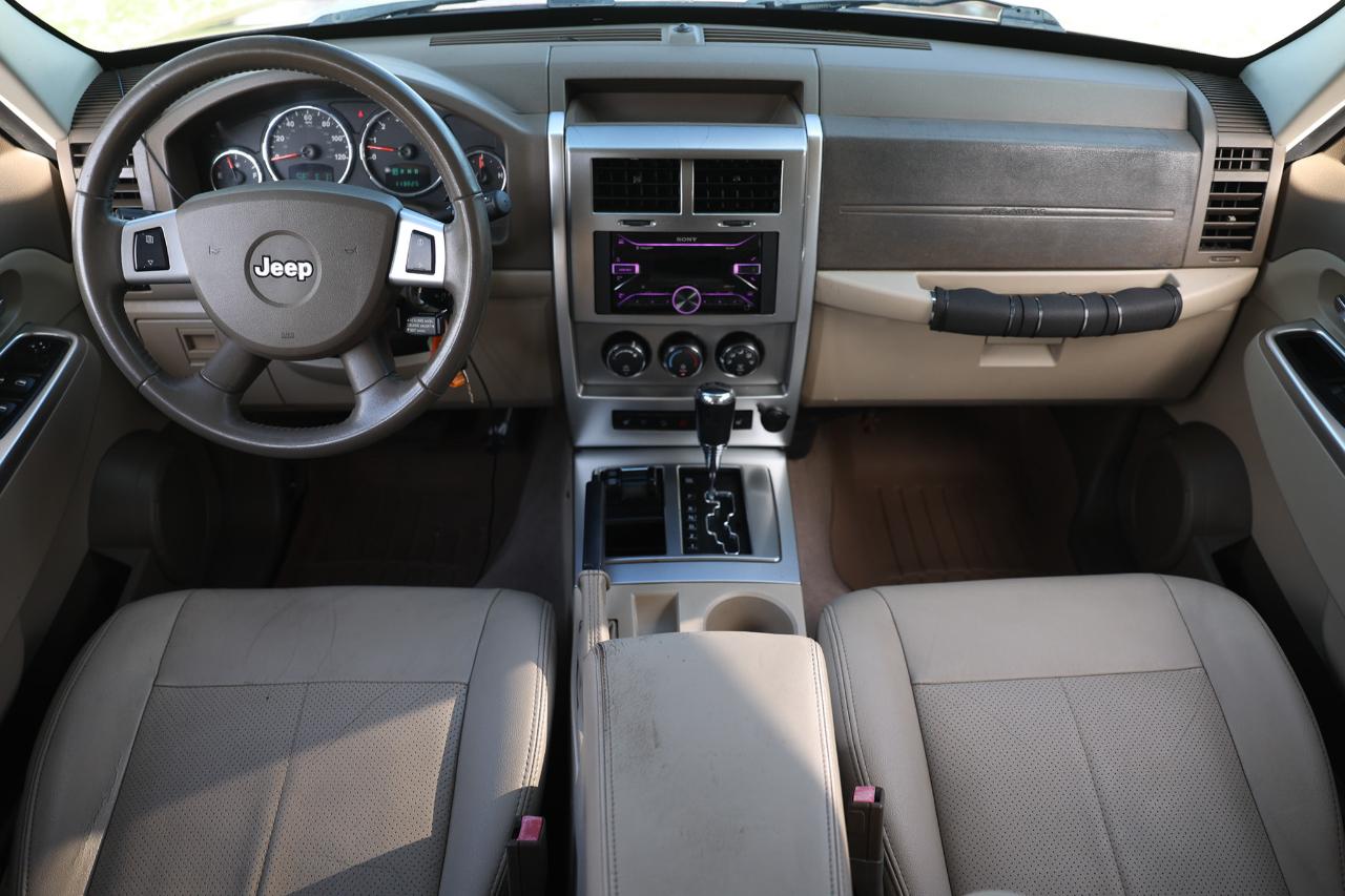 Jeep Liberty  2009