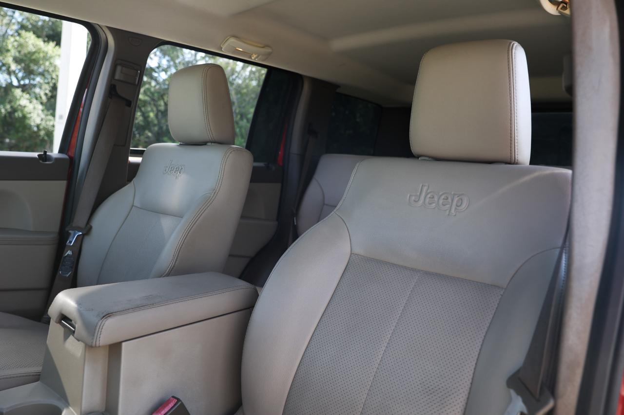 Jeep Liberty  2009