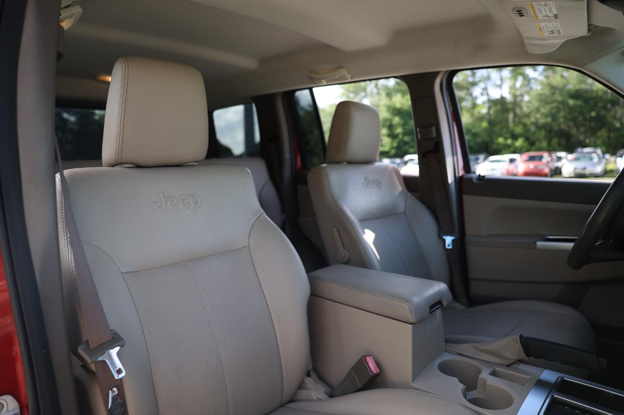 Jeep Liberty  2009