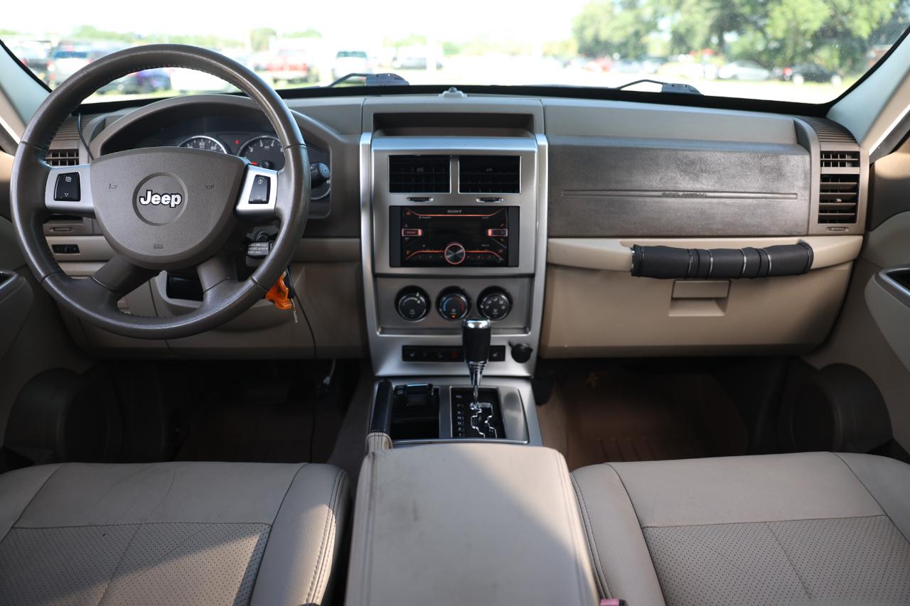 Jeep Liberty  2009