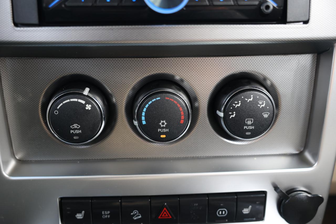 Jeep Liberty  2009