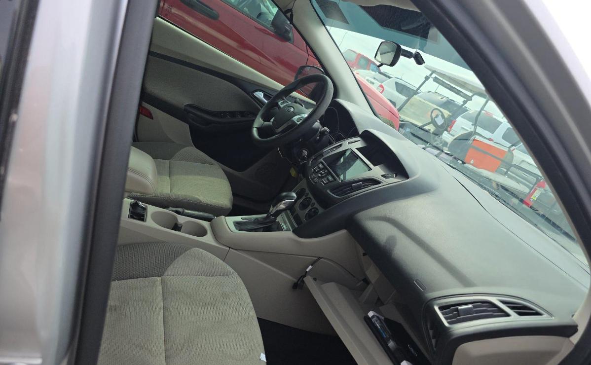 Ford Focus  2013