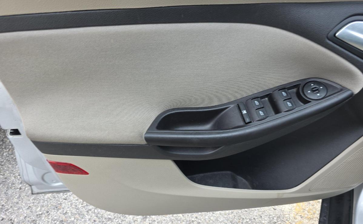Ford Focus  2013