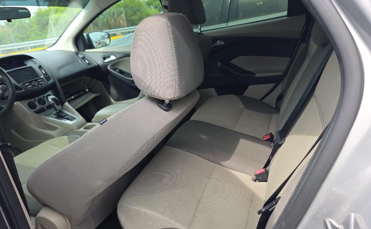 Ford Focus  2013
