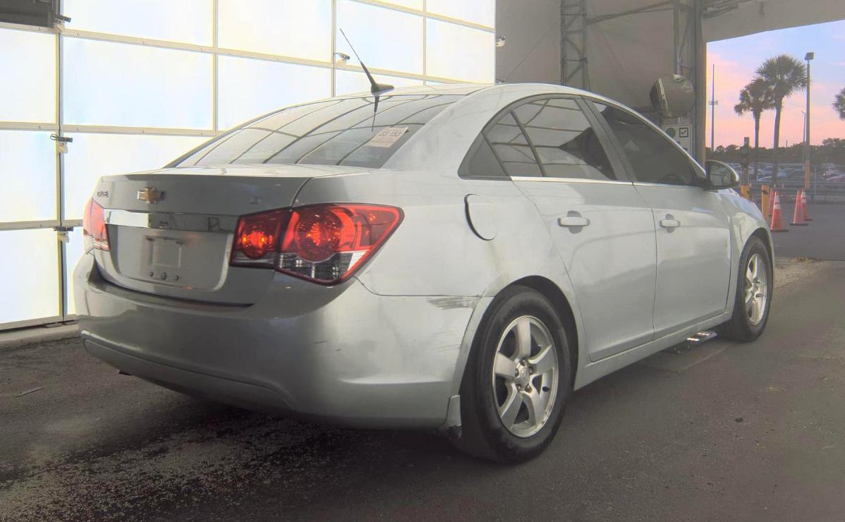 Chevrolet Cruze  2013