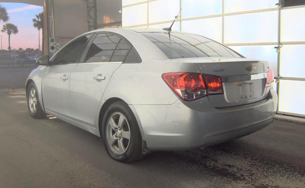 Chevrolet Cruze  2013