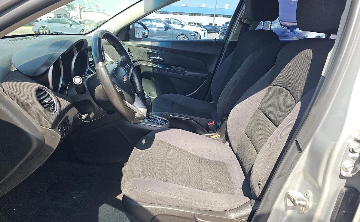 Chevrolet Cruze  2013