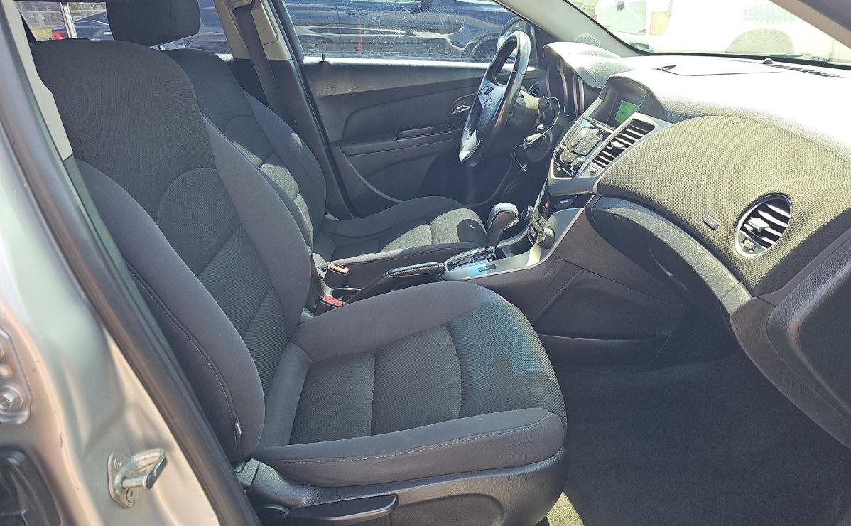 Chevrolet Cruze  2013