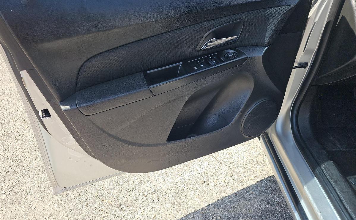 Chevrolet Cruze  2013