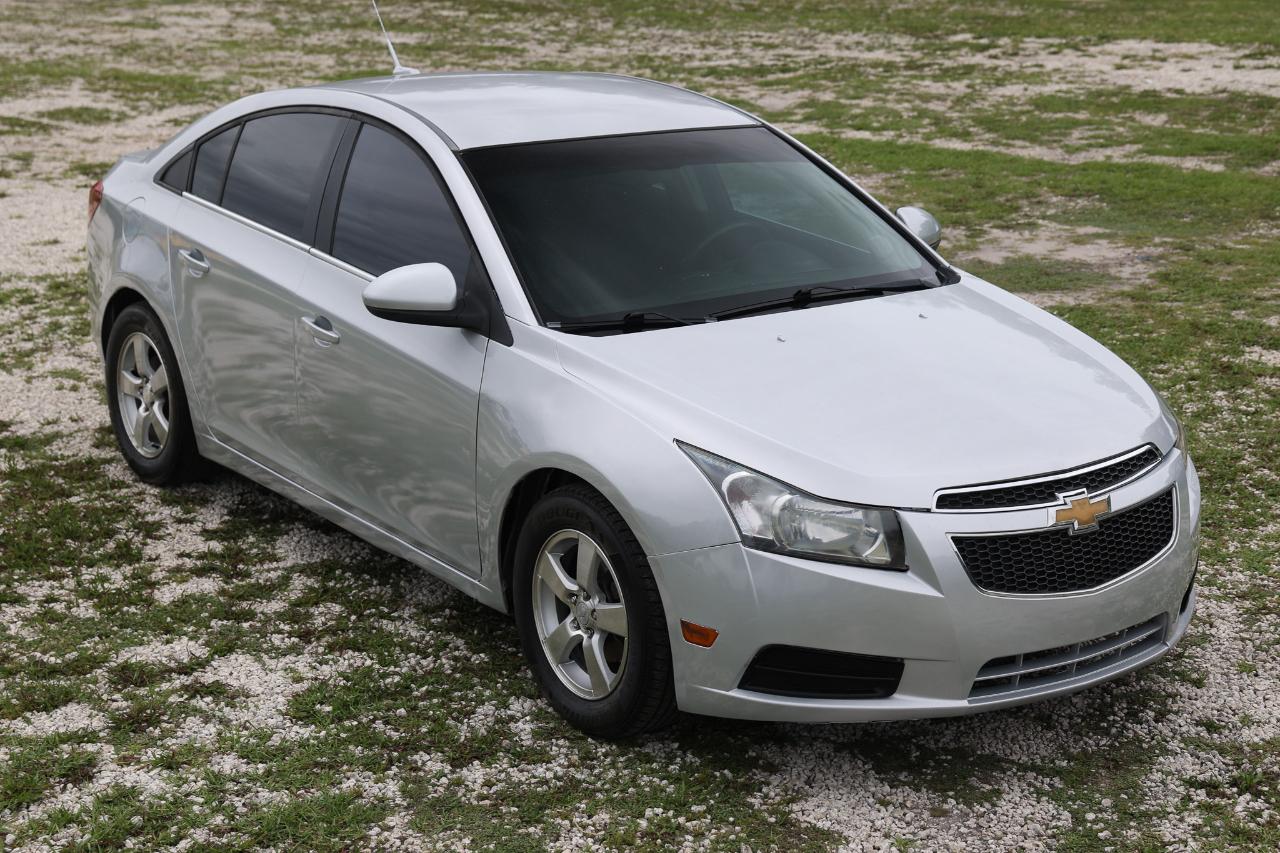 Chevrolet Cruze  2013