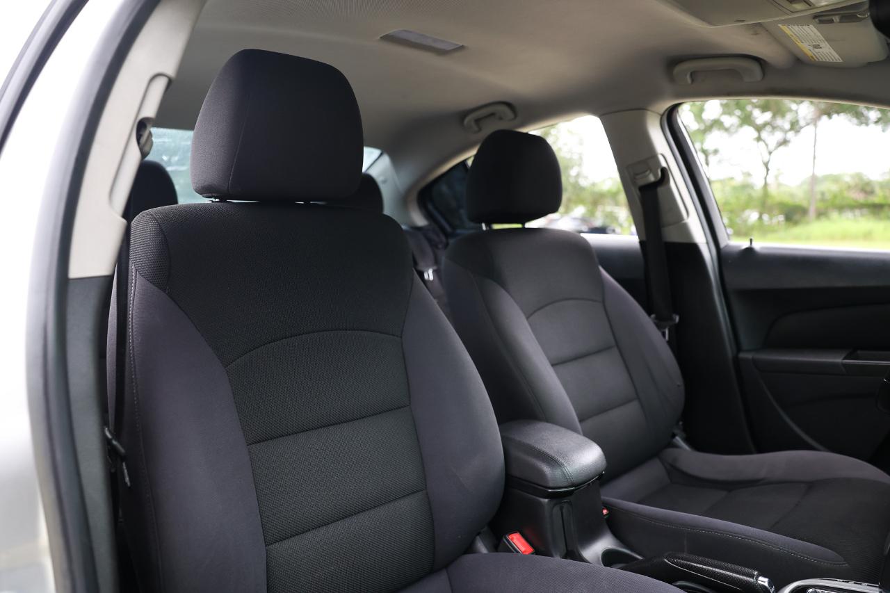 Chevrolet Cruze  2013