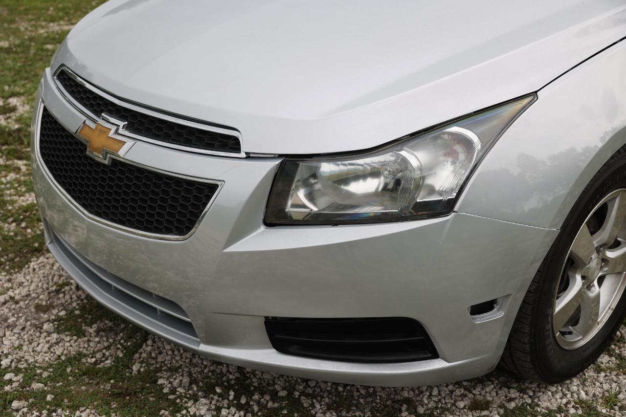 Chevrolet Cruze  2013
