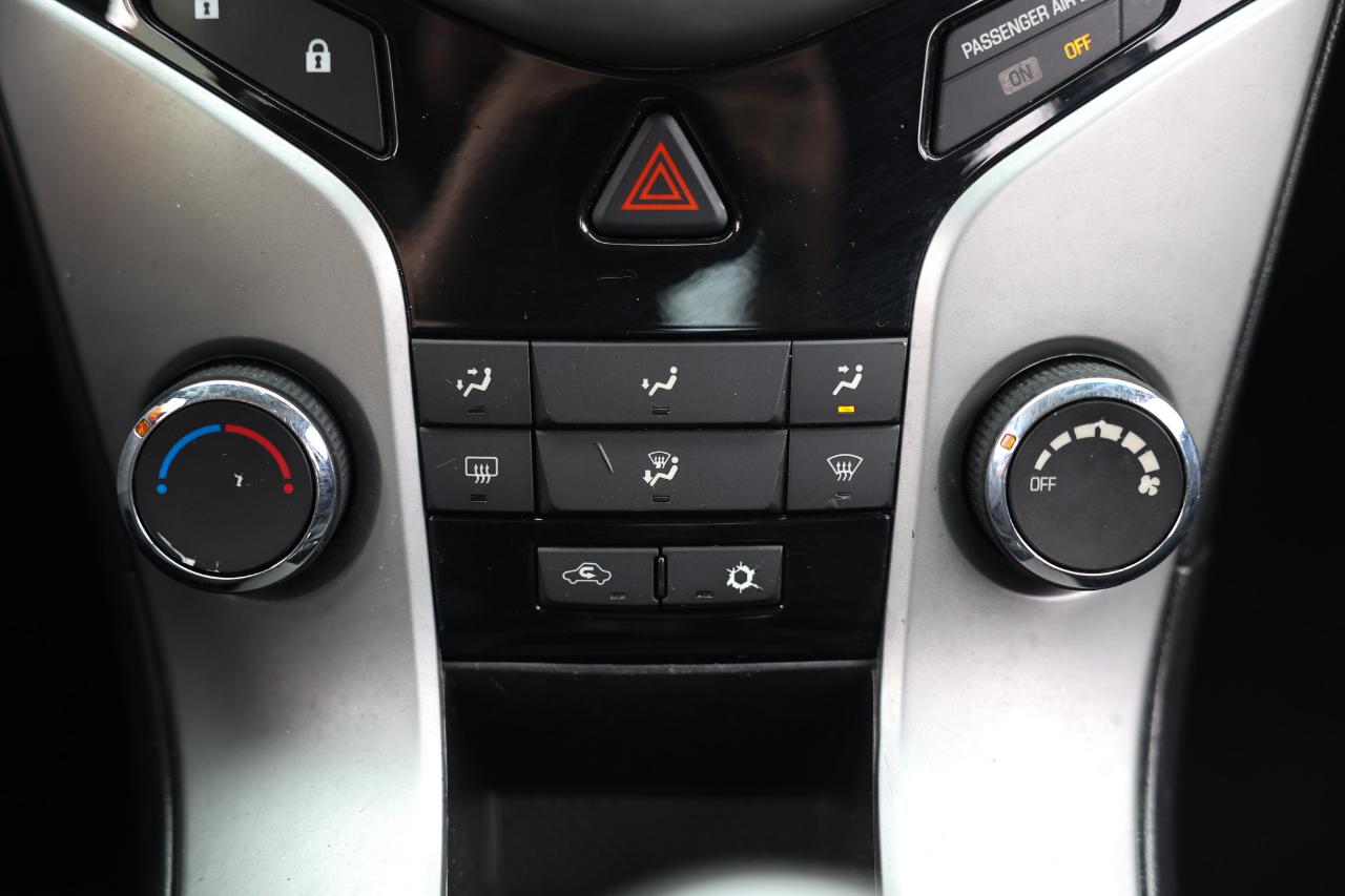 Chevrolet Cruze  2013