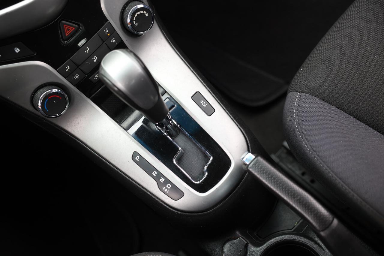 Chevrolet Cruze  2013