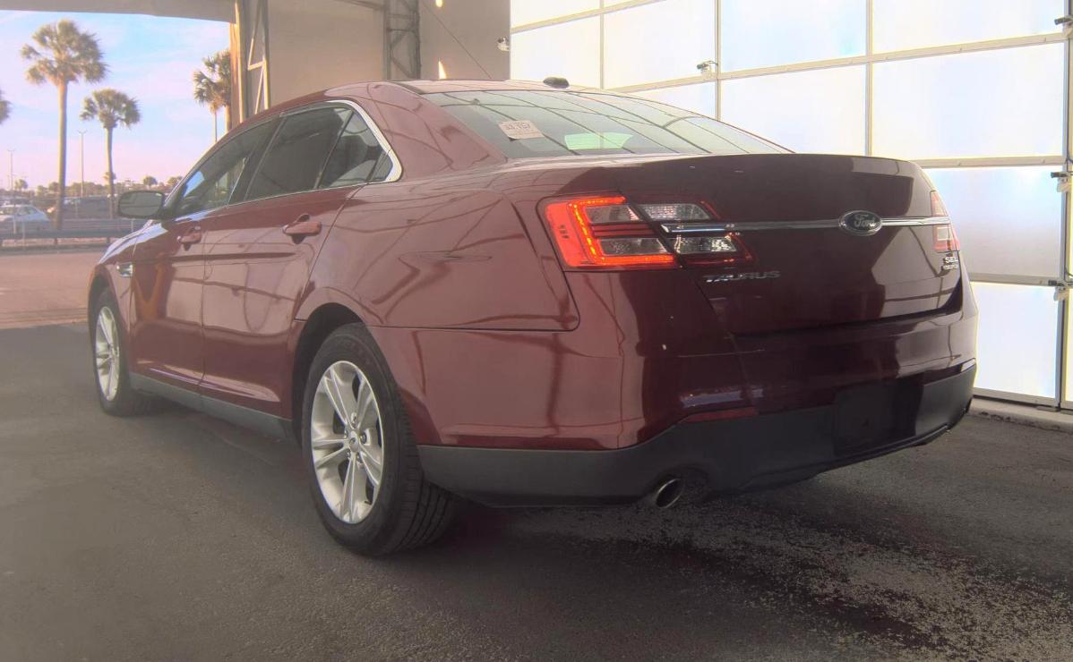 Ford Taurus  2013
